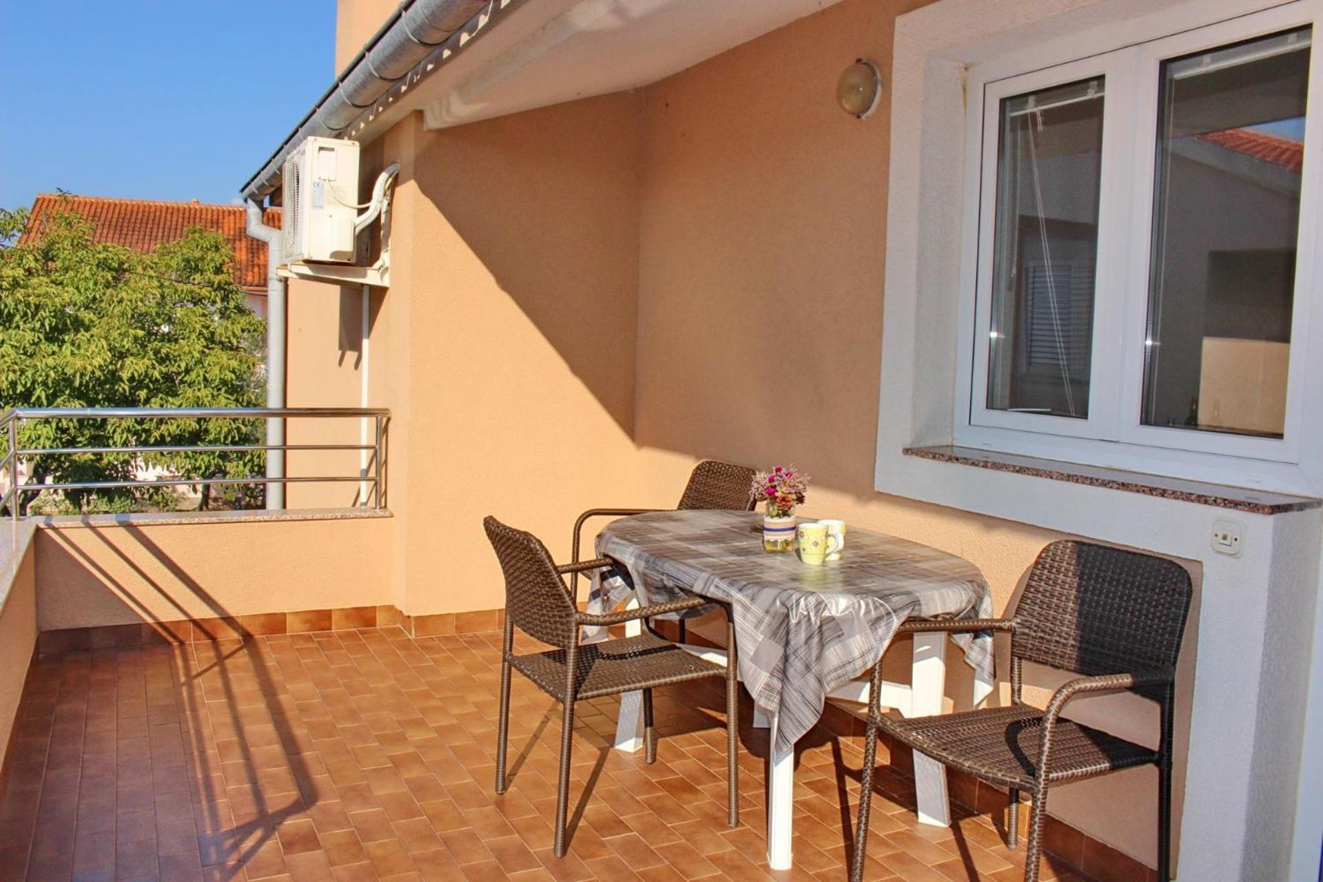 Apartments Remi Nin Luaran gambar